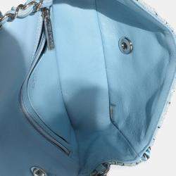 Pre Owned حقيبة شانيل ميني مستطيلة قلاب مضلعة قماش معدني مضفر أبيض وأزرق