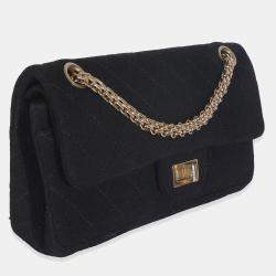 مملوكة مسبقًا Chanel Black Quilted Jersey East West Reissue 2.25