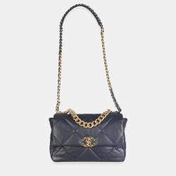 Pre Owned حقيبة فلاب شانيال 19 متوسطة جلد الحمل مبطنة بلون كحلي