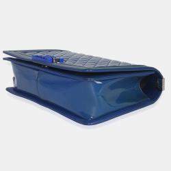 مملوكة مسبقًا حقيبة شانيل زرقاء كبيرة جديدة مبرزة بنمط الكويلت من البلاستيك الشفاف الأوسط