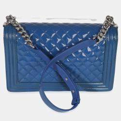مملوكة مسبقًا حقيبة شانيل زرقاء كبيرة جديدة مبرزة بنمط الكويلت من البلاستيك الشفاف الأوسط