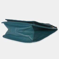 مملوكة مسبقًا Chanel Teal Quilted Calfskin Large Business Affinity Shopping Bag