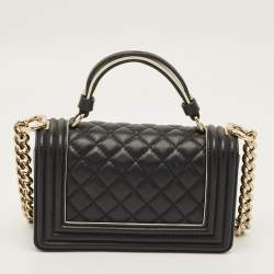 مملوكة مسبقًا حقيبة شانيل بوي يد علوية جلد مبطنة أسود/أبيض صغيرة