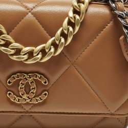 Pre Owned محفظة بسلسلة شانيل جلد مبطن بني 19