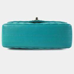 مملوكة مسبقًا Chanel Green Mini Rectangular Chevron Lambskin Single Flap