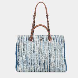 مملوكة مسبقًا Chanel Blue Brown Large Fringed Denim Shopping Tote