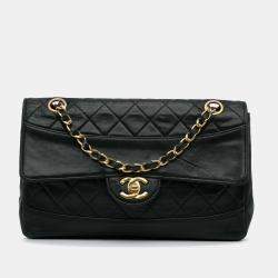 مملوكة مسبقًا Chanel Black Quilted Lambskin Shoulder Bag