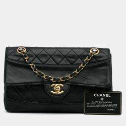 مملوكة مسبقًا Chanel Black Quilted Lambskin Shoulder Bag