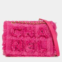 مملوكة مسبقًا Chanel Pink Wool Tweed Giant Logo Flap
