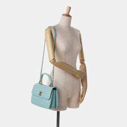 مملوكة مسبقًا Chanel Blue Small Quilted Lambskin Trendy CC Flap