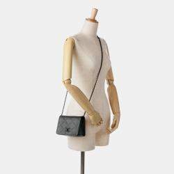 مملوكة مسبقًا Chanel Black Mini Calfskin Propeller Flap