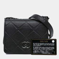 مملوكة مسبقًا Chanel Black Mini Calfskin Propeller Flap