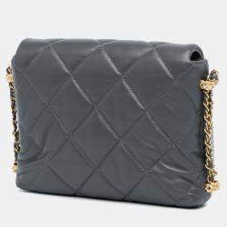 Pre Owned حقيبة شانيل جلد الحمل المبطن كروش أزرق بمرفقات صغيرة