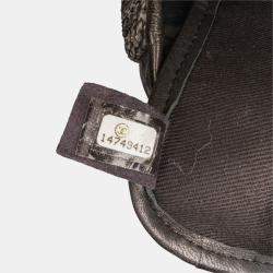 Pre Owned حقيبة شانيل بإبزيم واحد من الباتشوورك والجيرسيه الأبيض والحجم الكبير من مادة بي في سي والتويد