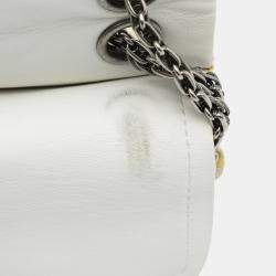 Pre Owned حقيبة شانيل صفراء صغيرة قابلة للإصدار 2.55 مزدوجة الرفرف براءة اختراع