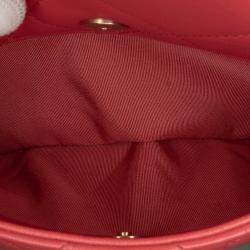 مملوكة مسبقًا حقيبة شانيل متوسطة جلد حمل إن ذا لوب للكتف حمراء