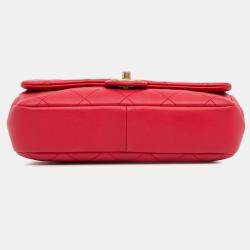 مملوكة مسبقًا حقيبة شانيل متوسطة جلد حمل إن ذا لوب للكتف حمراء