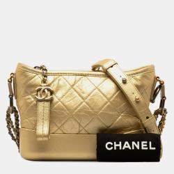 مملوكة مسبقًا حقيبة شانيل جابرييل جلد خروف معدني صغير ذهبي كروس بودي