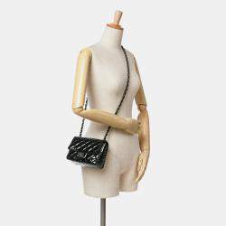 Pre Owned Chanel Black Mini Square Classic Patent Single Flap