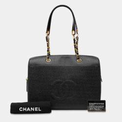 Pre Owned حقيبة يد شانييل كبيرة من جلد كافيار سوداء بجيب أمامي وسلسلة