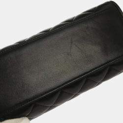 مملوكة مسبقًا Chanel Black Lambskin Handbag