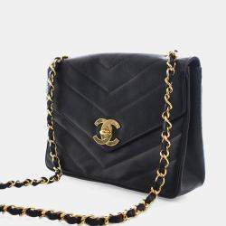 Pre Owned حقيبة شانيل قديمة كافيار كبيرة فلاب مفردة