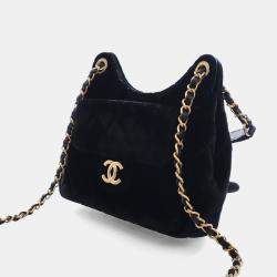 مملوكة مسبقًا Chanel Small Velvet Wavy CC Hobo