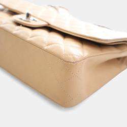 مملوكة مسبقًا Chanel Medium Caviar Classic Double Flap Bag