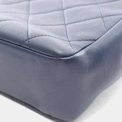 Pre Owned Chanel Elegant Navy Leather Shoulder Bag