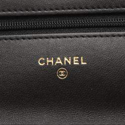 مملوكة مسبقًا حقيبة كتف شانيل فرو أسود مخملي