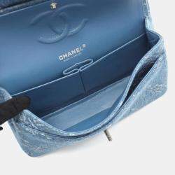 Pre Owned حقيبة كتف شانيل كلاسكيه مزدوجة قلاب قماش الدينيم الأزرق