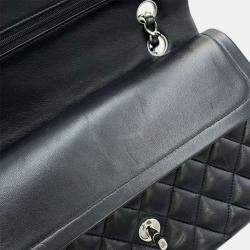 مملوكة مسبقًا Chanel Black Medium Classic Lambskin Double Flap