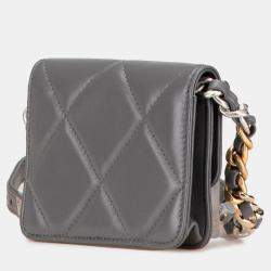 Pre Owned Chanel Lambskin 19 Flap Coin Purse With Chain