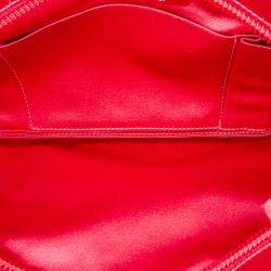 Pre Owned حقيبة كلتش شانيل زهري حرير ديامانتي كامليا مع سلسلة