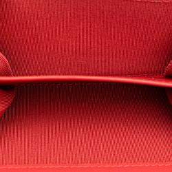 مملوكة مسبقًا Chanel Red Quilted Lambskin Flap Card Holder on Chain