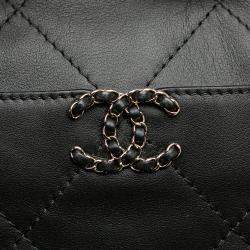 Pre Owned Chanel Black Quilted Calfskin Chain Flat Shoulder Bag