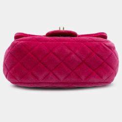 Pre Owned حقيبة شانيل شابك وحيد كلاسيكية مربع صغير مخملي لؤلؤي مطحون وردي