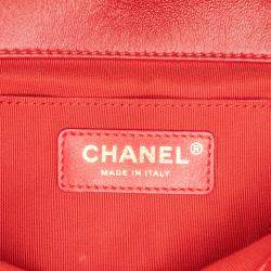 مملوكة مسبقًا Chanel Red Mini Quilted Lambskin Soft Square Flap