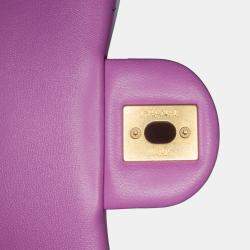 مملوكة مسبقًا حقيبة شانيل ميني بنفسجية جلد الحمل مبطن فانكي تاون ذات 〈فَتْحة〉