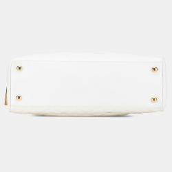 Pre Owned حقيبة شانيل بولينغ مبطنة كافيار CC أبيض