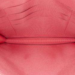 مملوكة مسبقًا محفظة شانيل سلسلة ذهبية كافيار مبطنة وردية