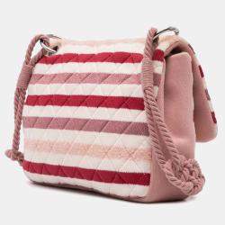 مملوكة مسبقًا حقيبة شانيل خط وردي أبيض جامبو قماش جيرسي وحبل برسالة مائلة