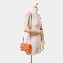 مملوكة مسبقًا حقيبة شانيل أورانج ميني سكوير كلاسيك باتنت مخططة بغطاء فردي