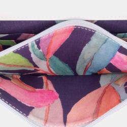 مملوكة مسبقًا Chanel White CC Quilted Canvas Jungle Jeans Wallet on Chain