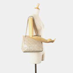 Pre Owned حقيبة سلسلة شانيل كتان مُخيطة بني سي سي