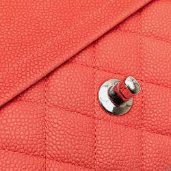 Pre Owned حقيبة شانيل كلاسيكية متوسطة بعنابي الكافيار الوردي بغطاء مزدوج