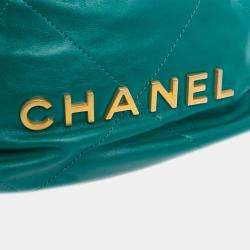Pre Owned Chanel Green Mini Shiny Calfskin 22 Handbag