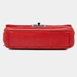 مملوكة مسبقًا Chanel Red Small Quilted Goatskin Double Carry Waist Chain Flap