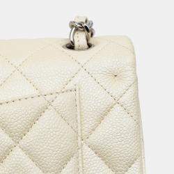 Pre Owned Chanel White Jumbo Classic Caviar Double Flap