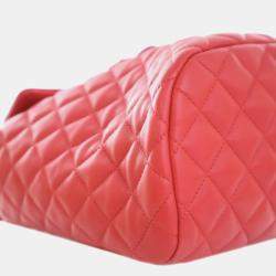 مملوكة مسبقًا حقيبة ظهر شانيل أوربان سبيريت جلد خروف أحمر صغير